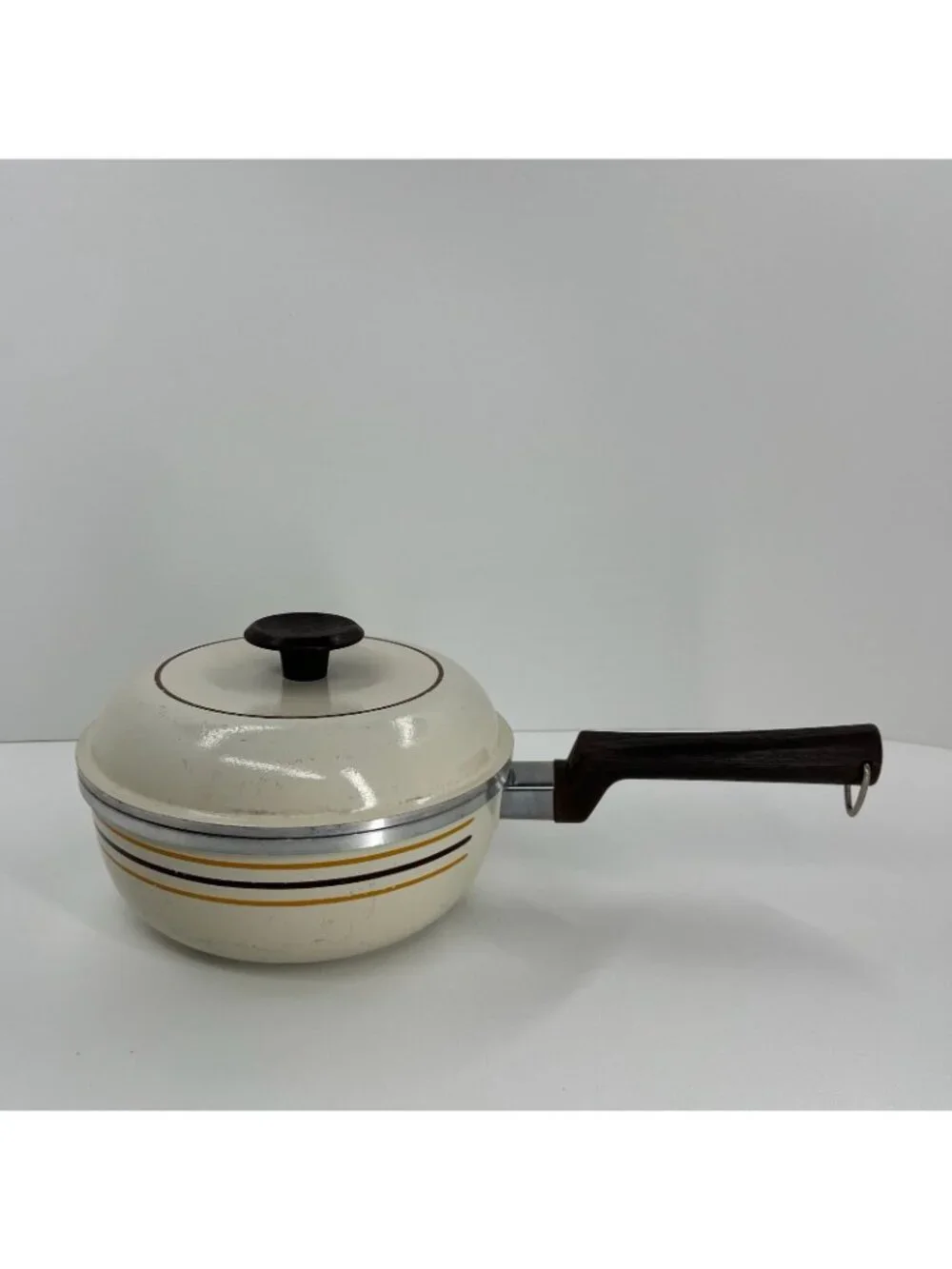 Vintage Regal Ware Cast Aluminum 8